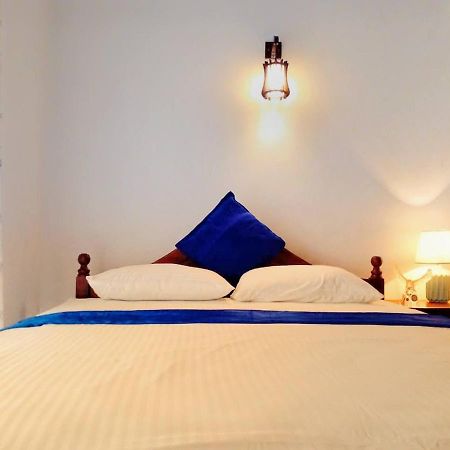 The Tourist Balcony Apartment Negombo Ngoại thất bức ảnh