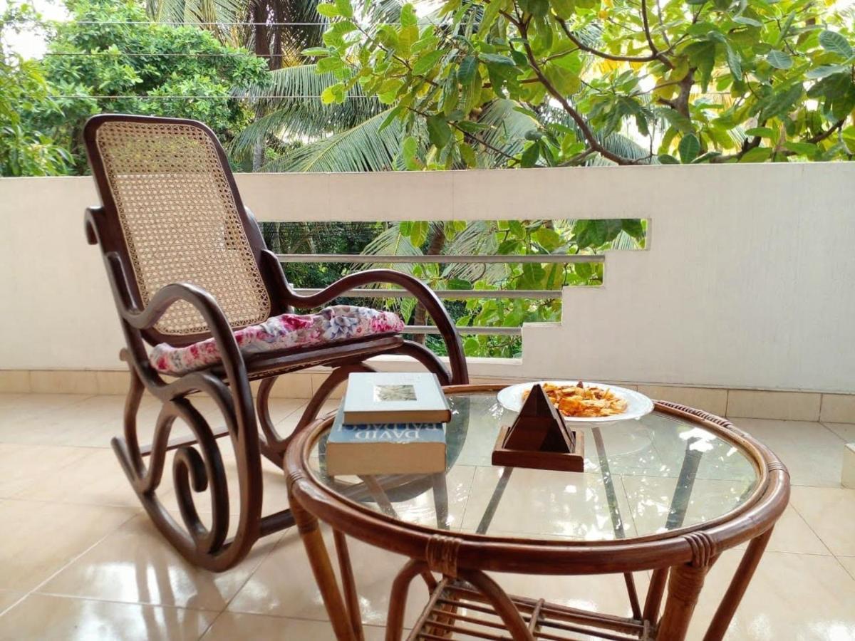 The Tourist Balcony Apartment Negombo Ngoại thất bức ảnh