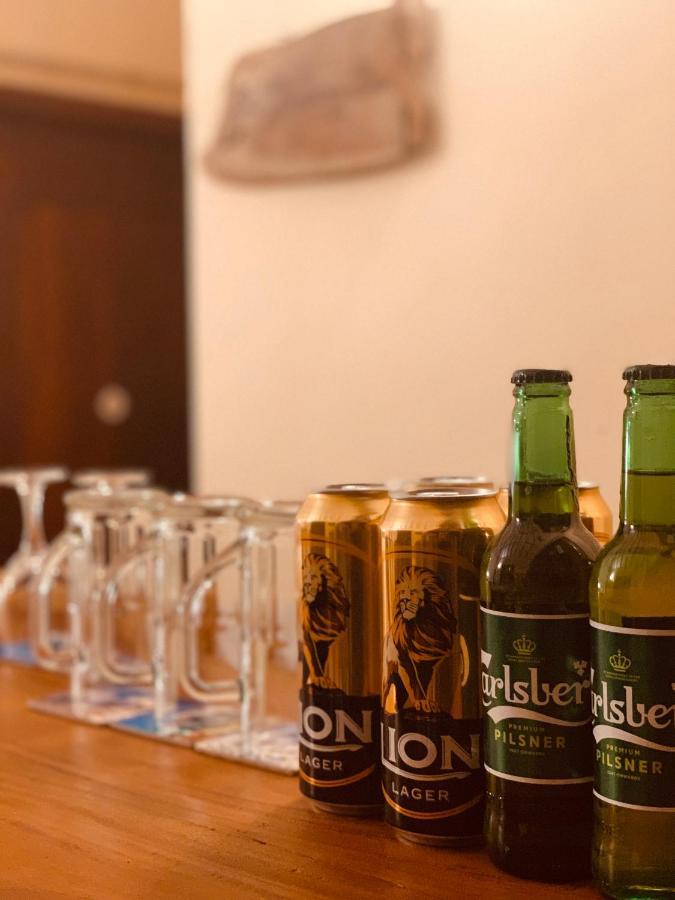 The Tourist Balcony Apartment Negombo Ngoại thất bức ảnh